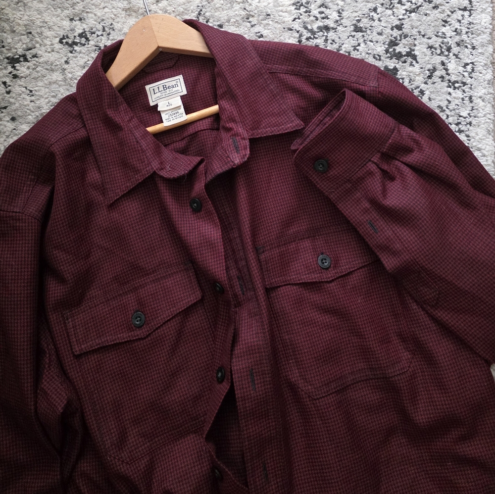 L.L. Bean Plaid Button Up Collared Shirt Mens L Red Black